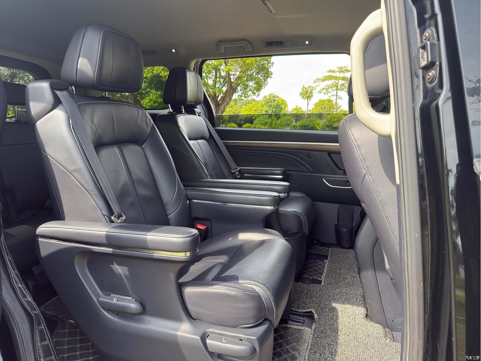 Trumpchi M8, 2021 16