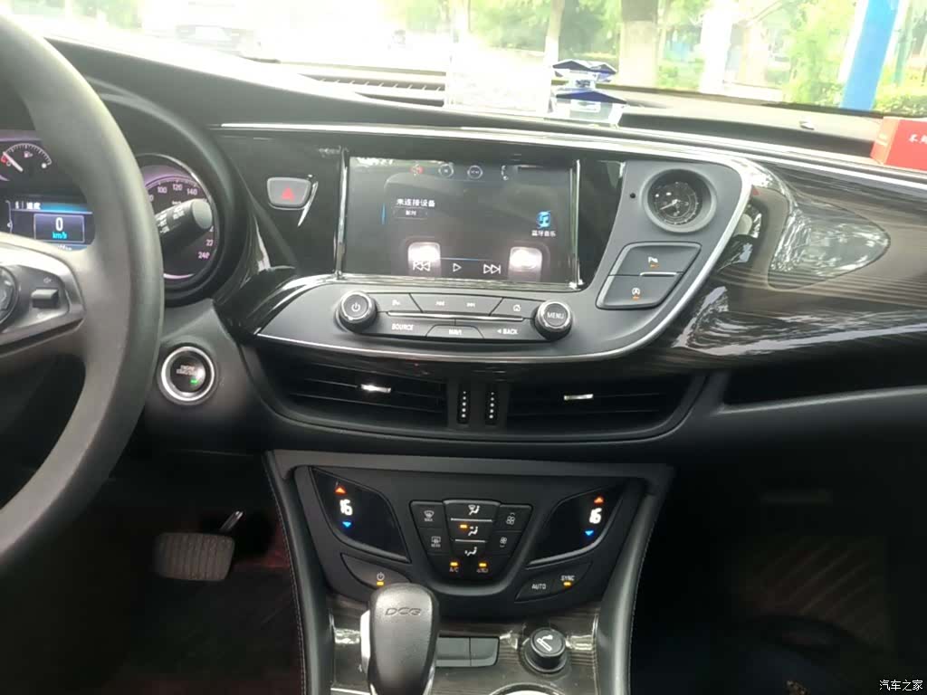 Buick Envision Plus, 2019 9