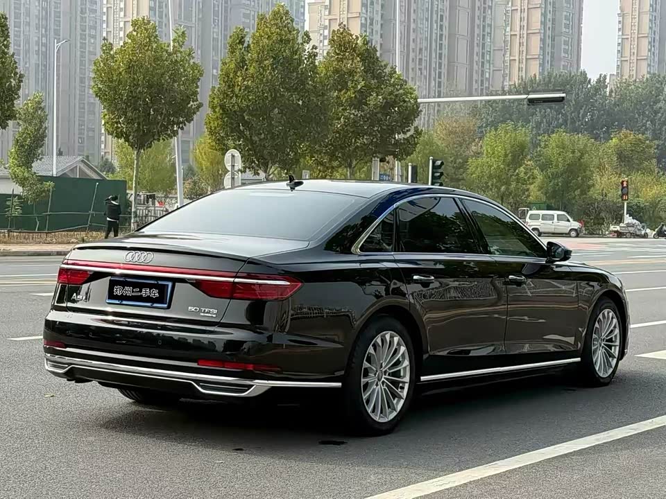 Audi A8