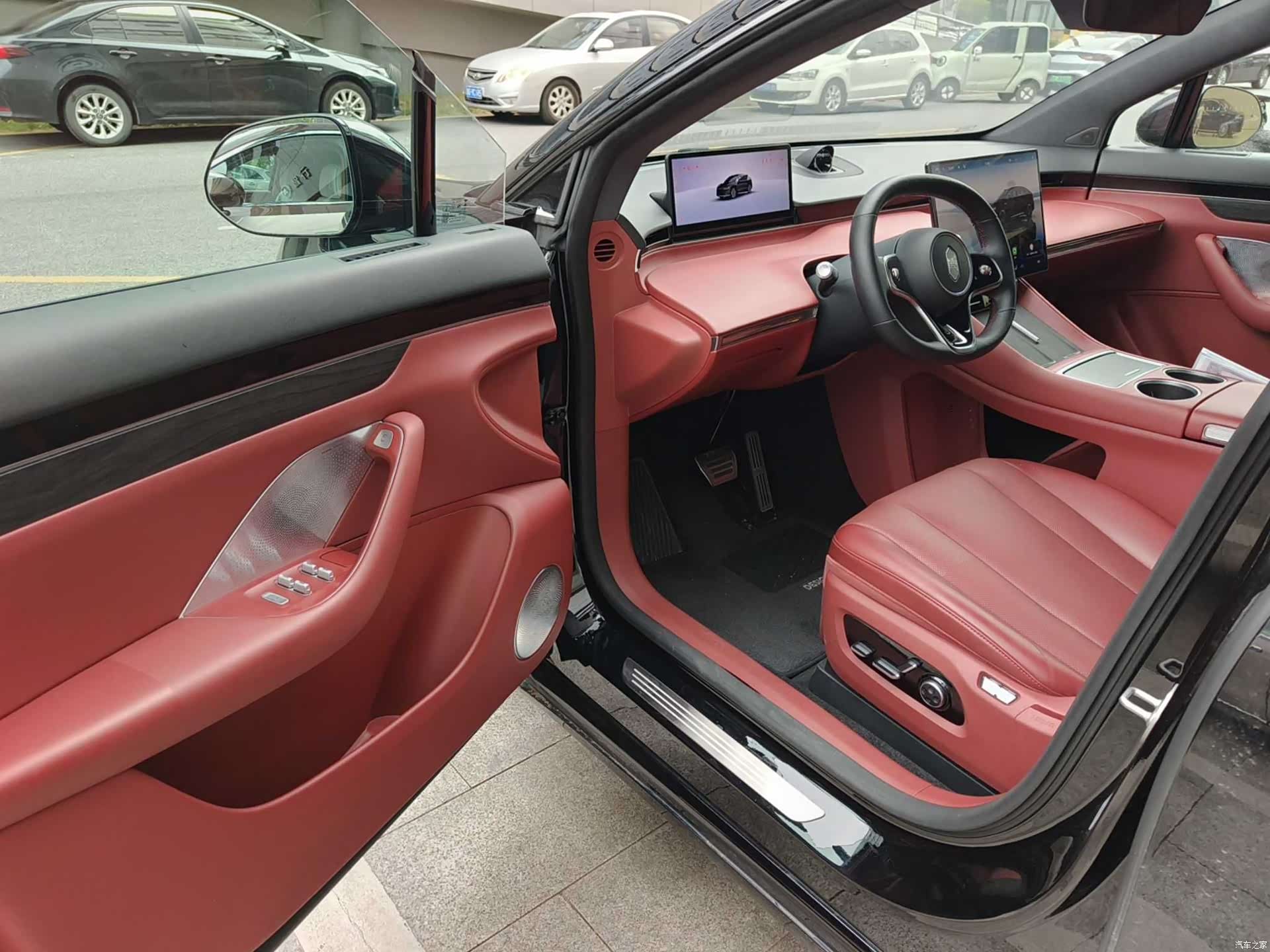 Luxeed R7, 2025 6