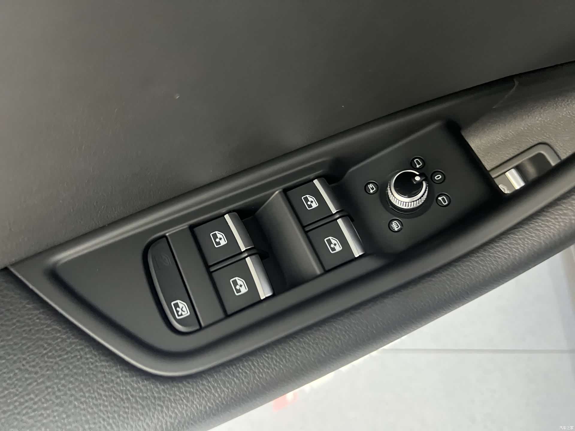 Audi A4L, 2022 11