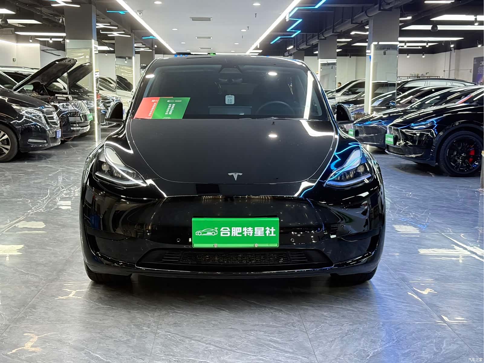 Tesla Model Y, 2022 2