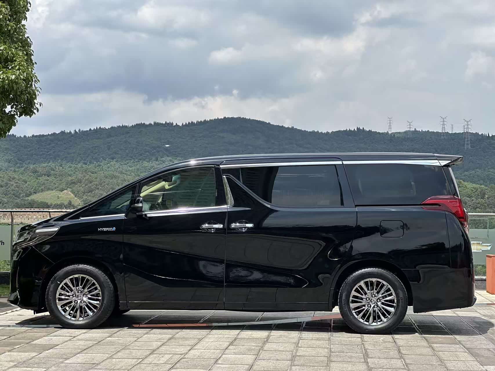 Toyota Alphard, 2020 7