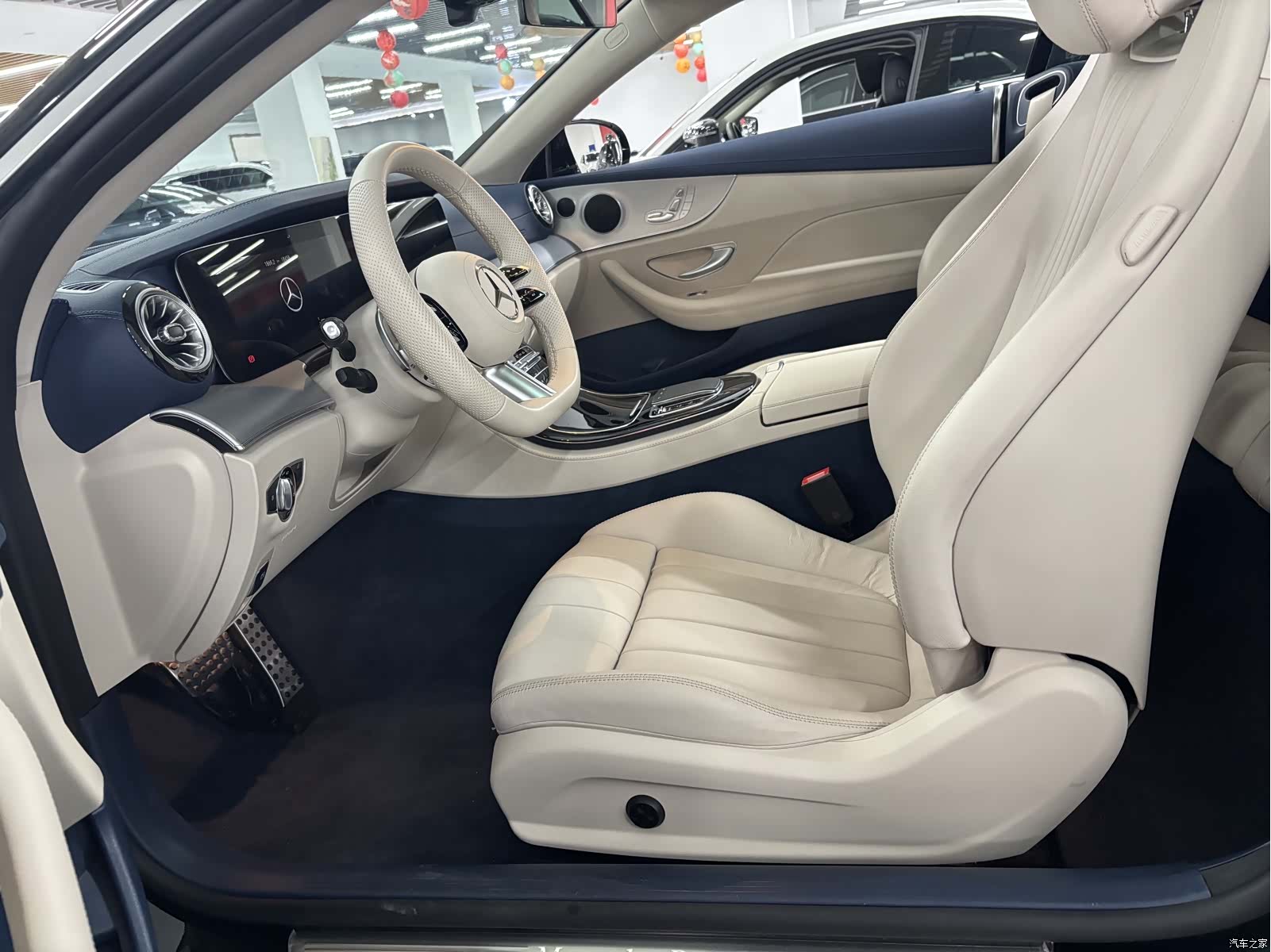 Mercedes-Benz E-Class, 2023 11