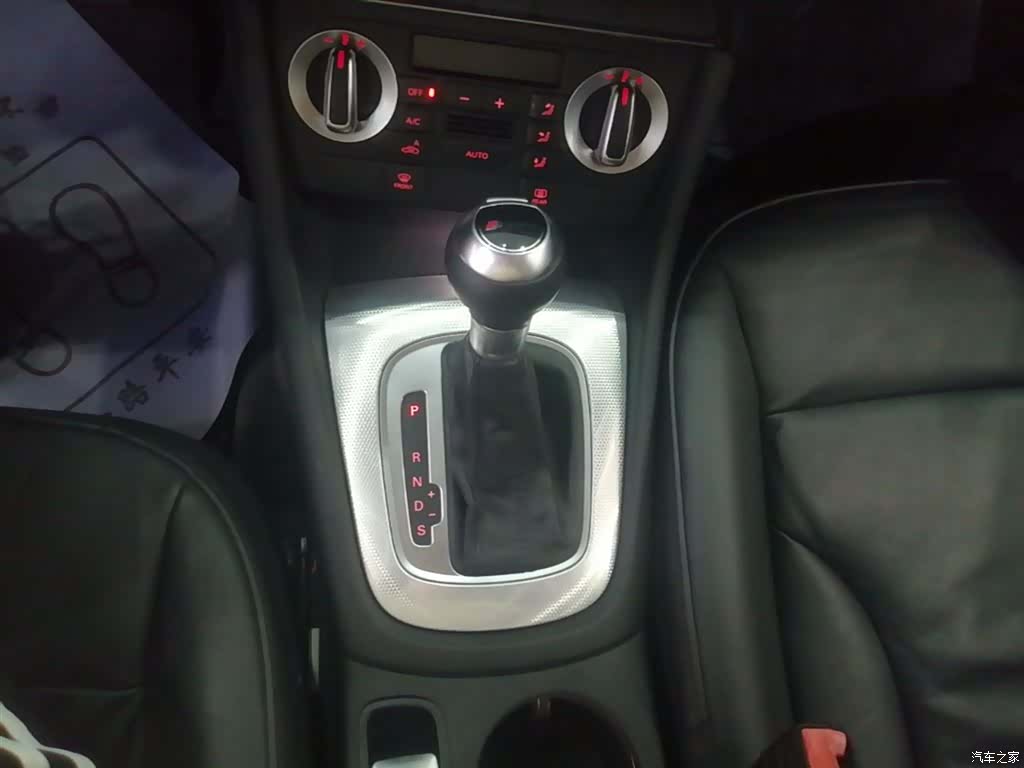 Audi Q3, 2015 14