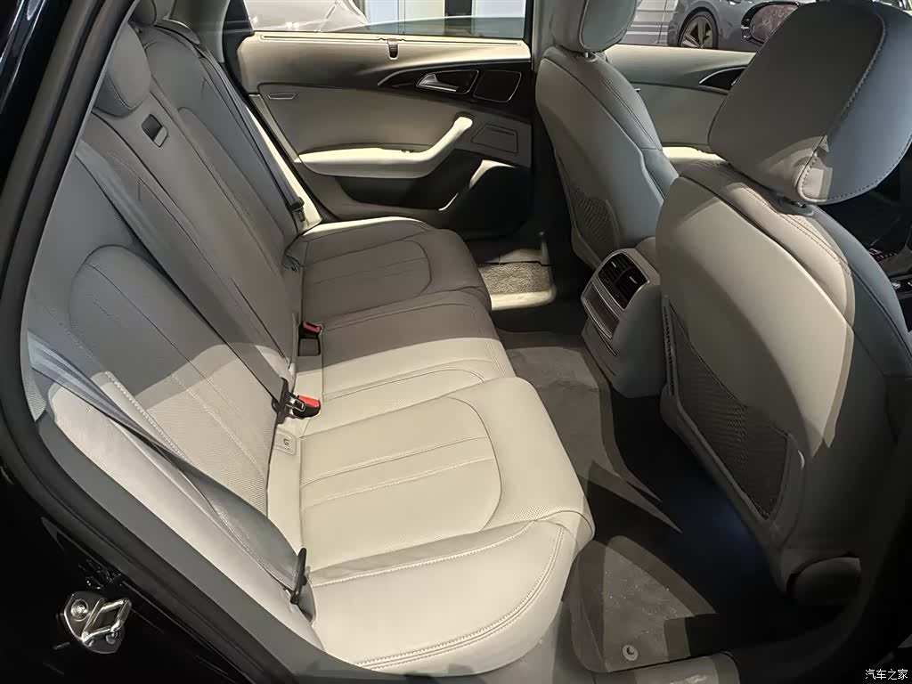 Audi A6L, 2016 9