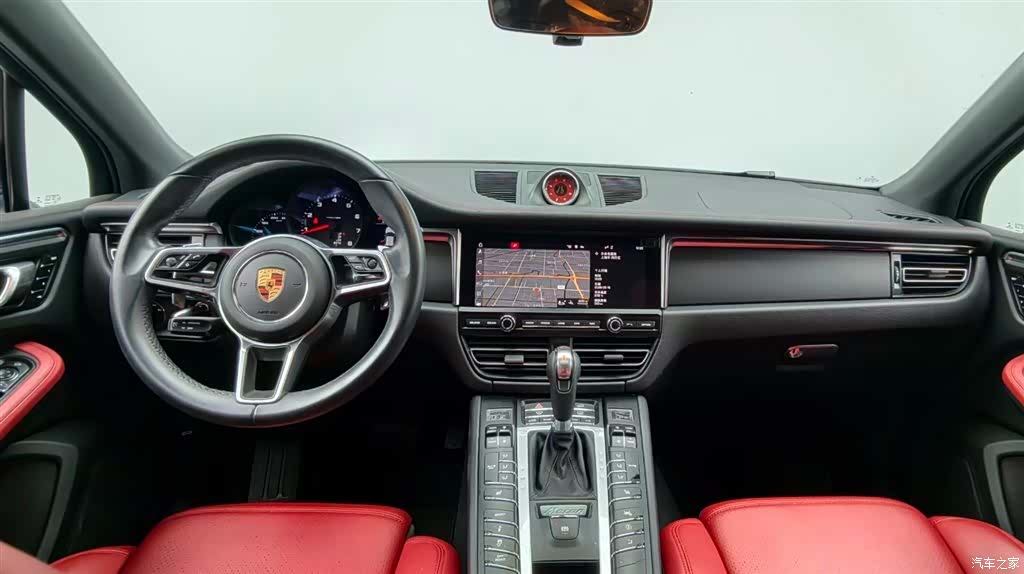 Porsche Macan, 2021 10