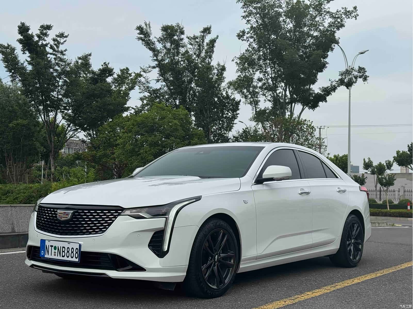 Cadillac CT4, 2022 1
