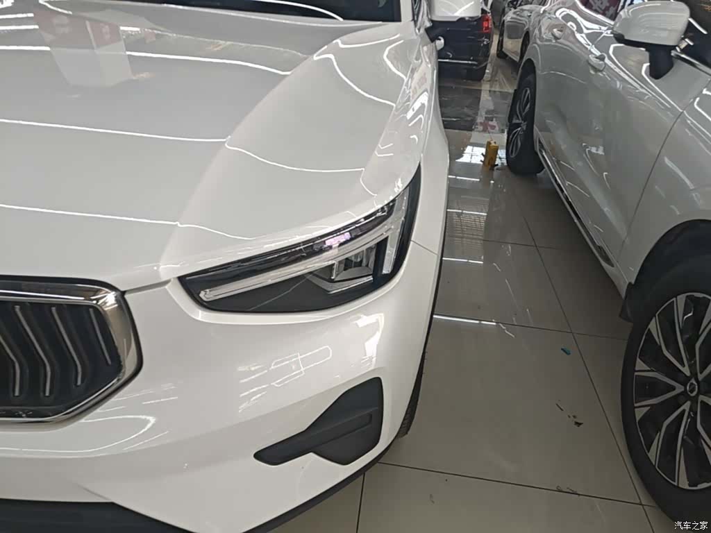 Volvo XC40, 2025 24