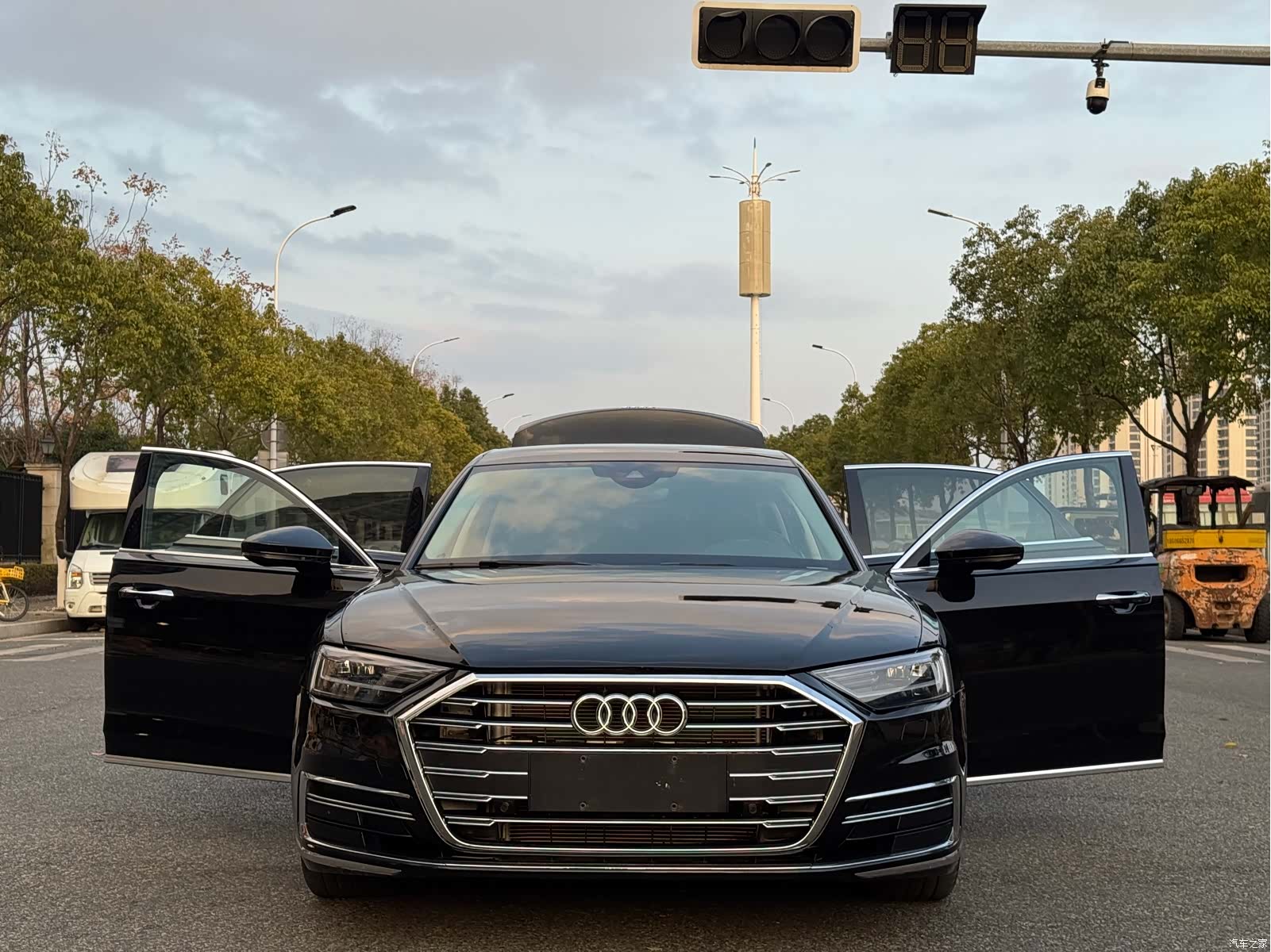 Audi A8L, 2022 18