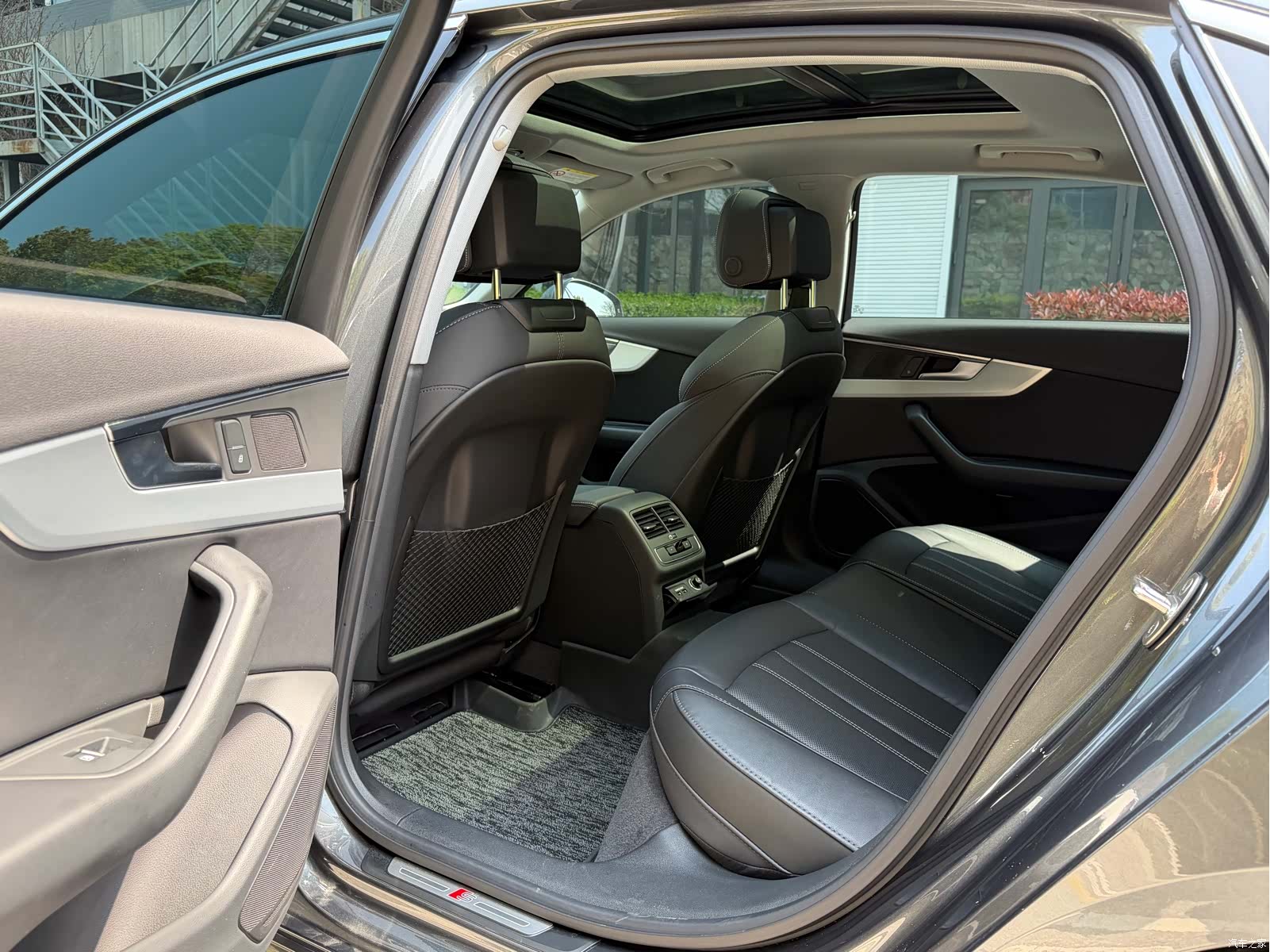 Audi A4L, 2021 4