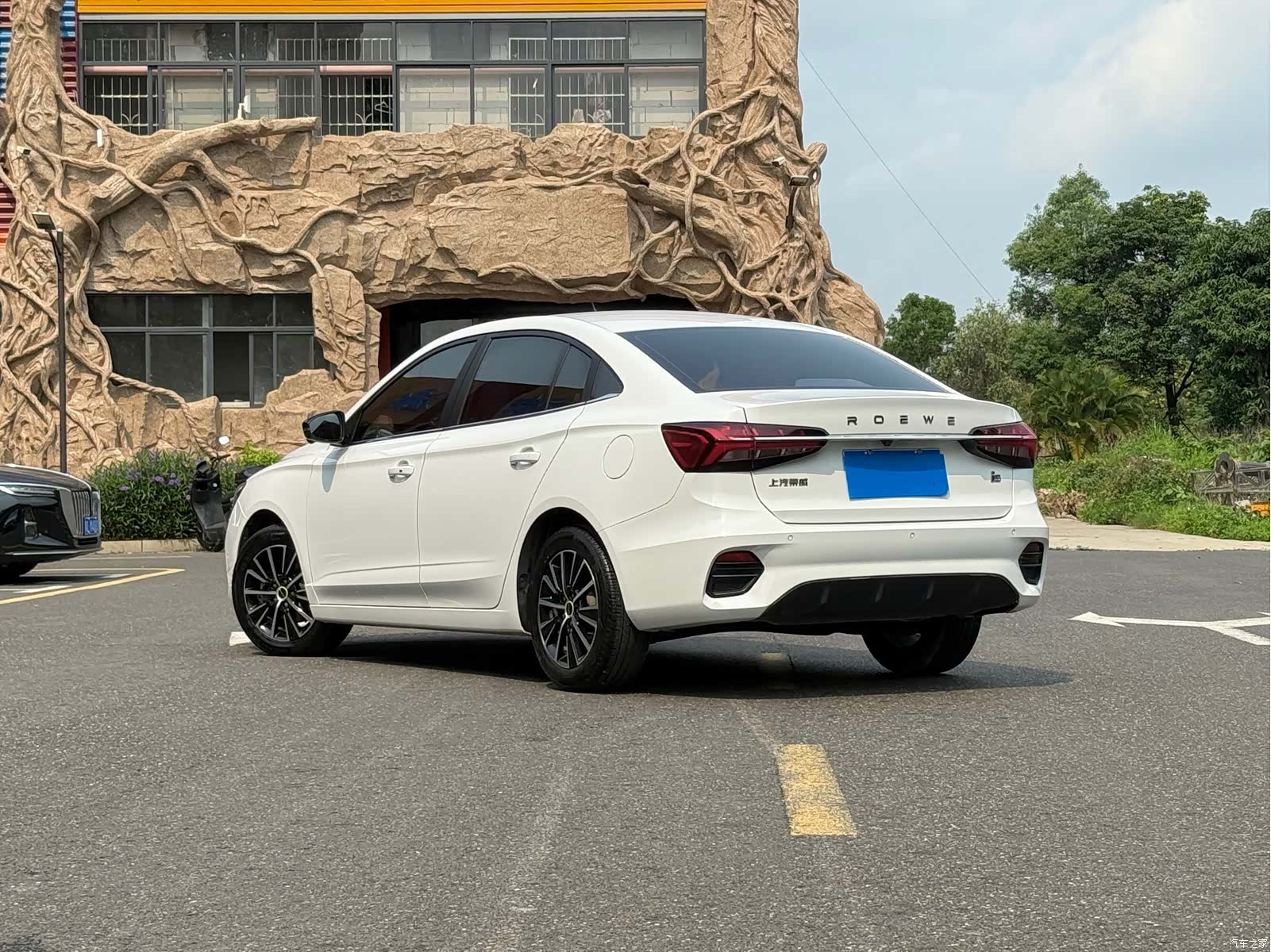 Roewe i5, 2023 4