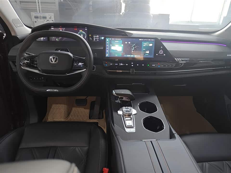 Changan UNI-K Smart iDD