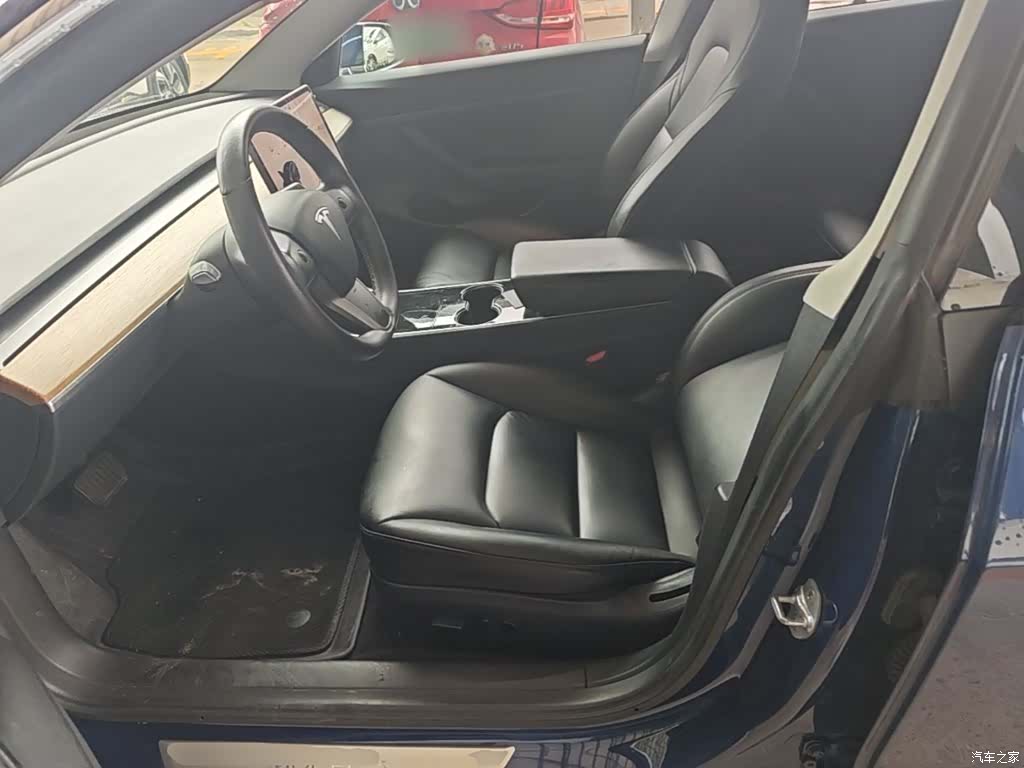 Tesla Model 3, 2020 15