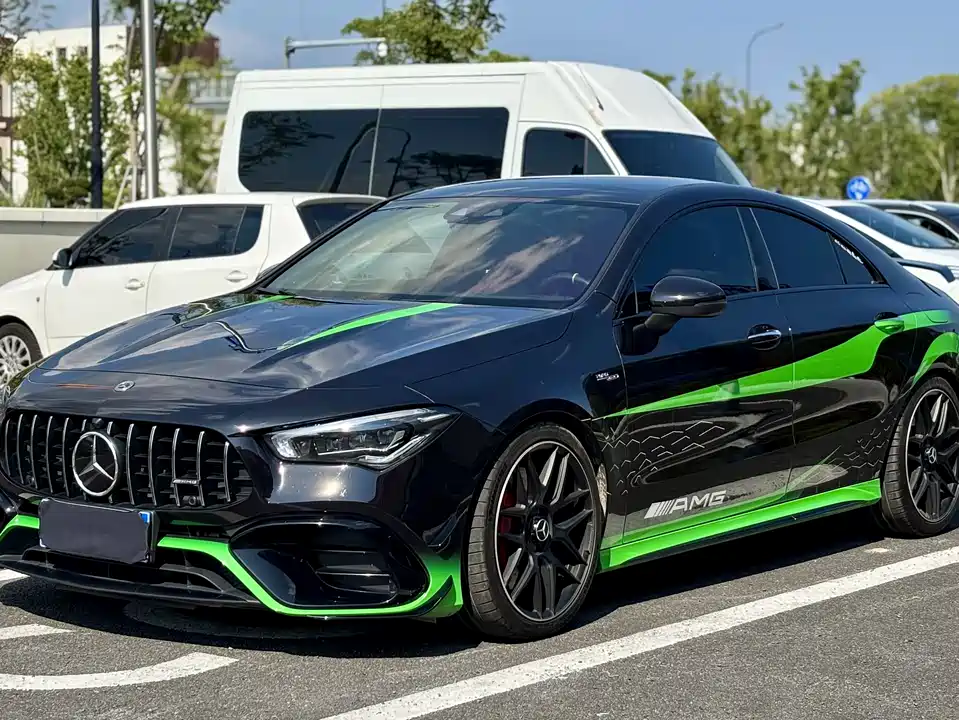 Mercedes-Benz CLA AMG