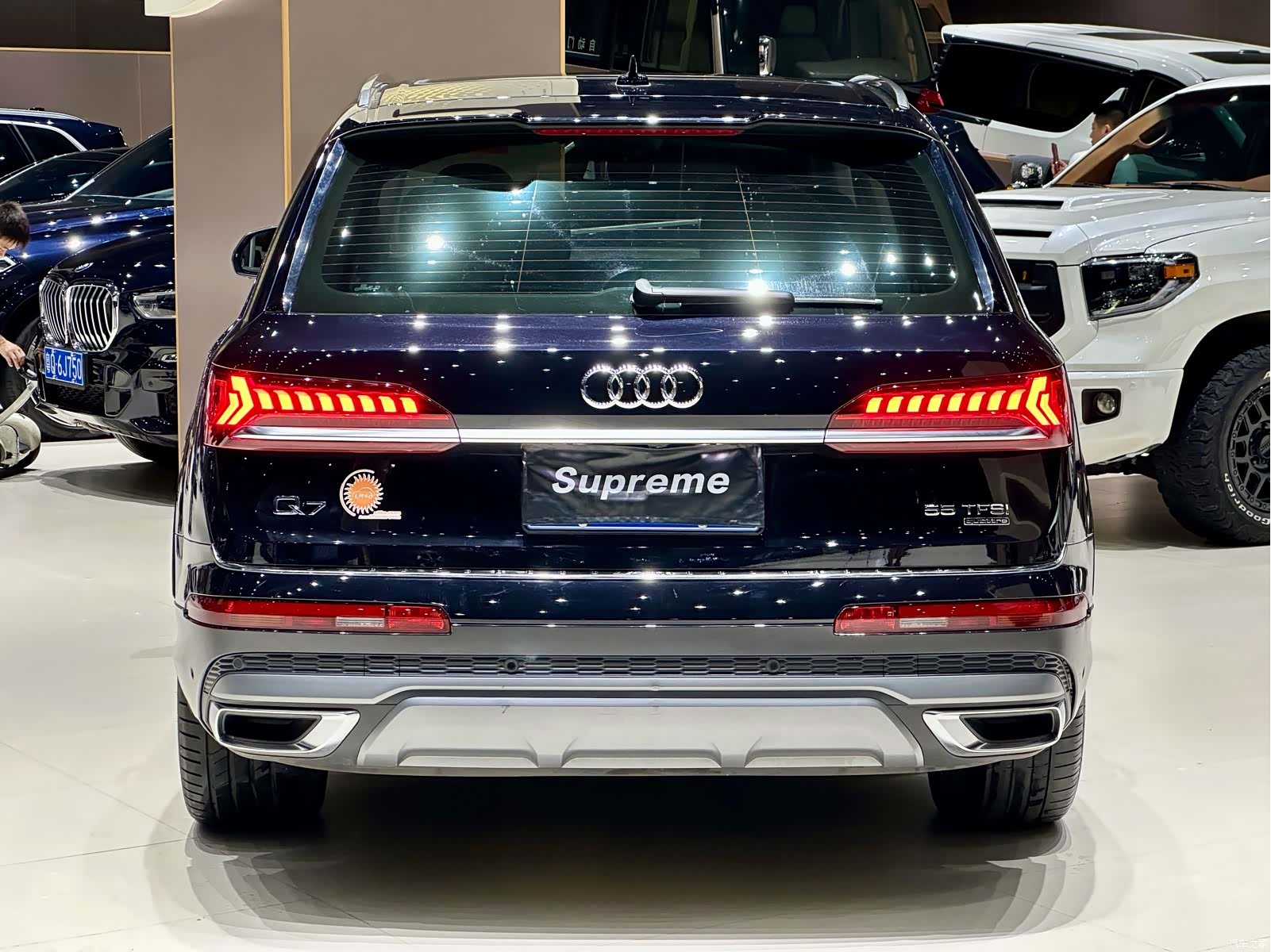 Audi Q7, 2022 10
