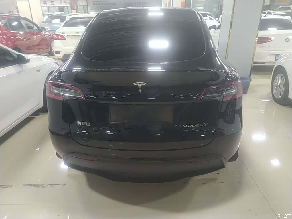 Tesla Model Y, 2022 6