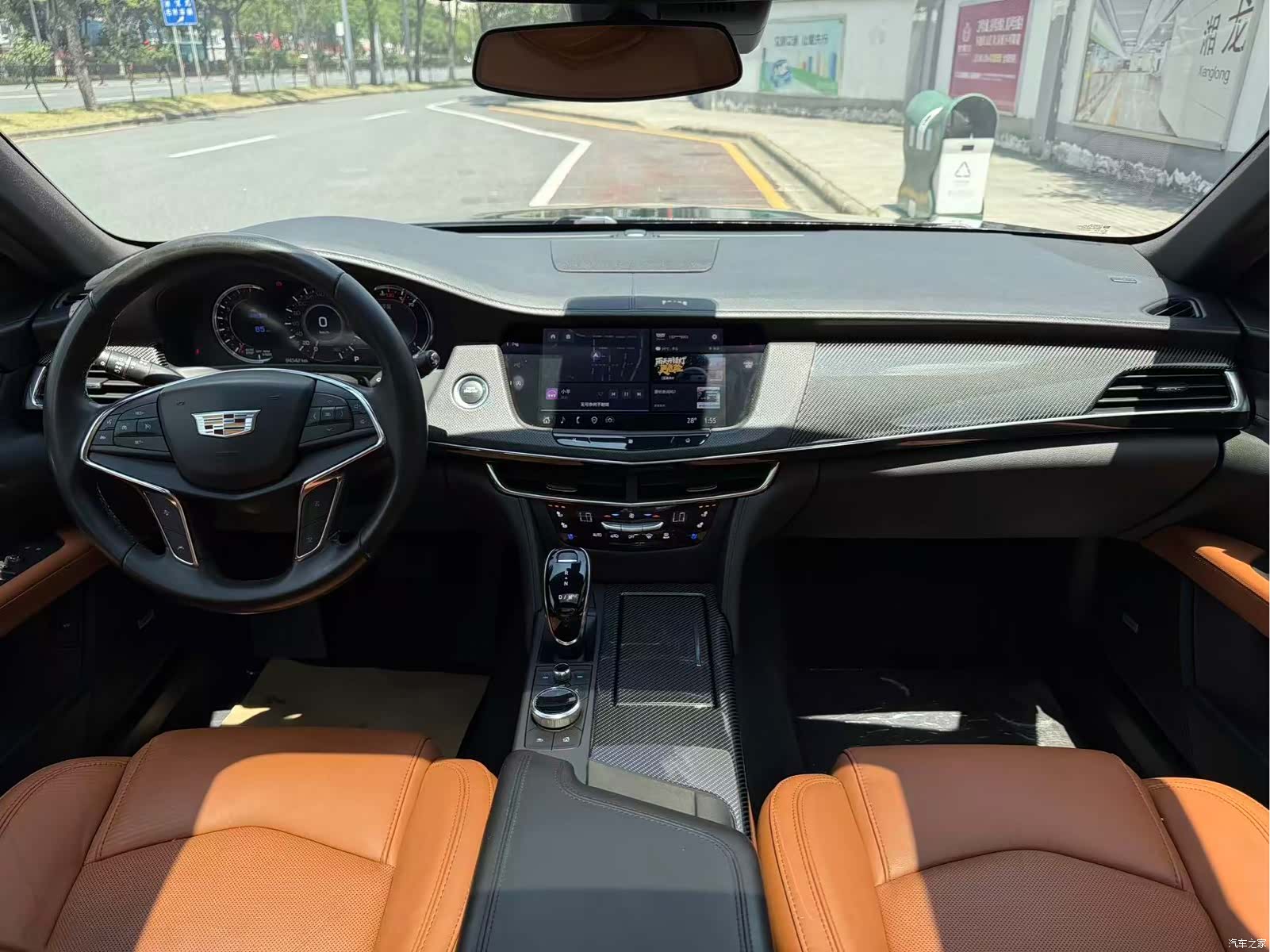 Cadillac CT6, 2021 все фото