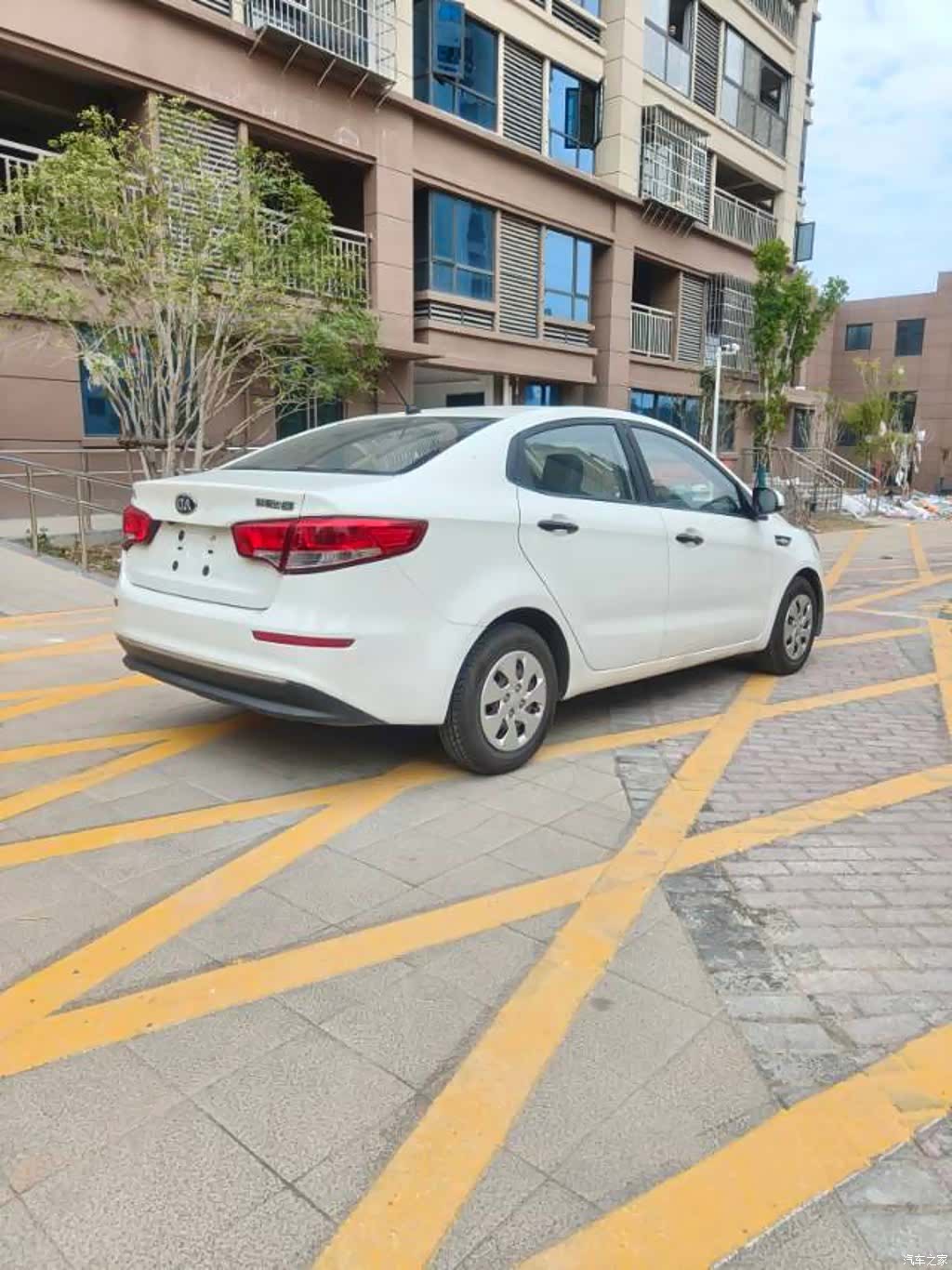 Kia K2, 2016 4