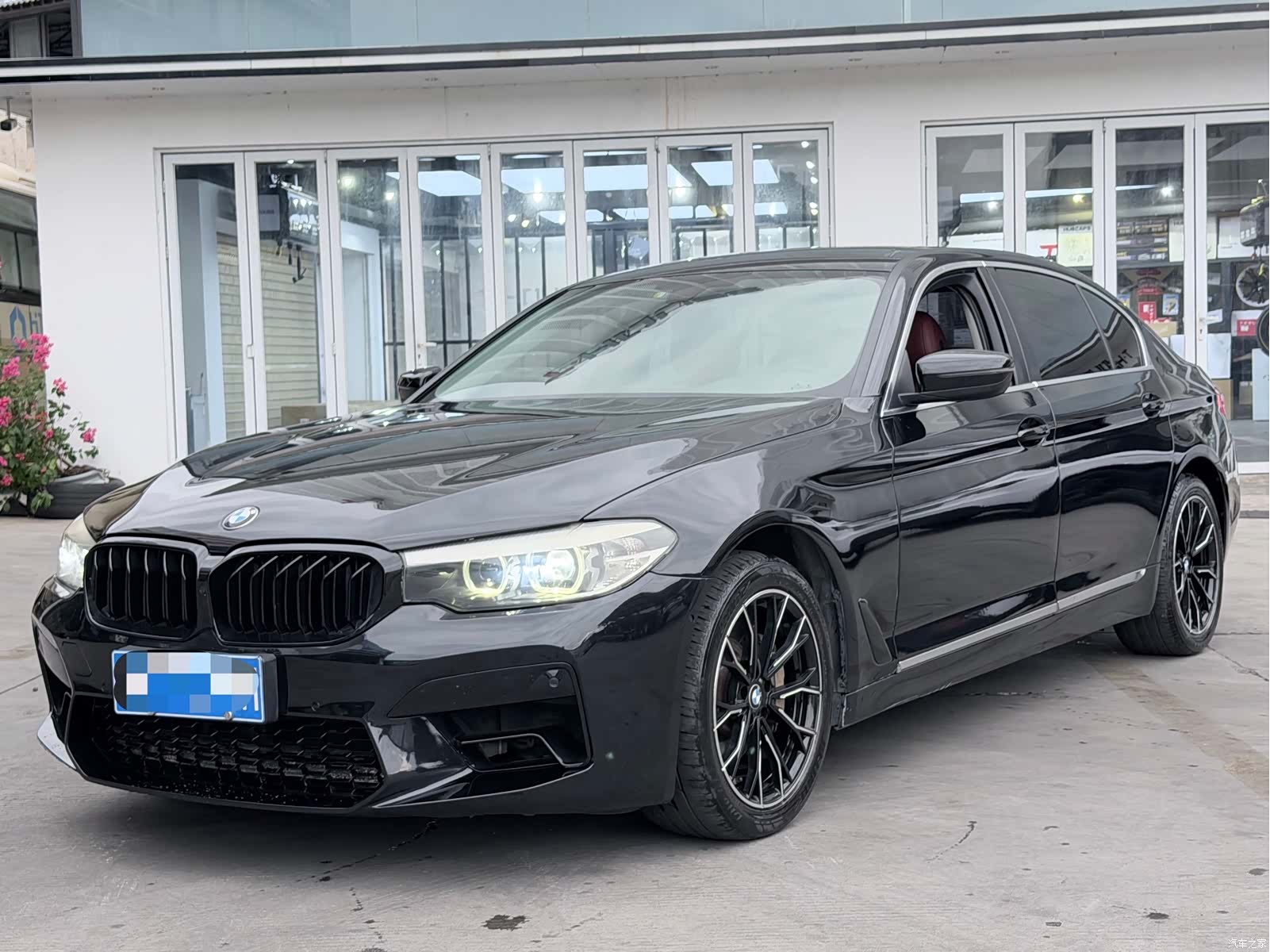 BMW 5 Series, 2017 1