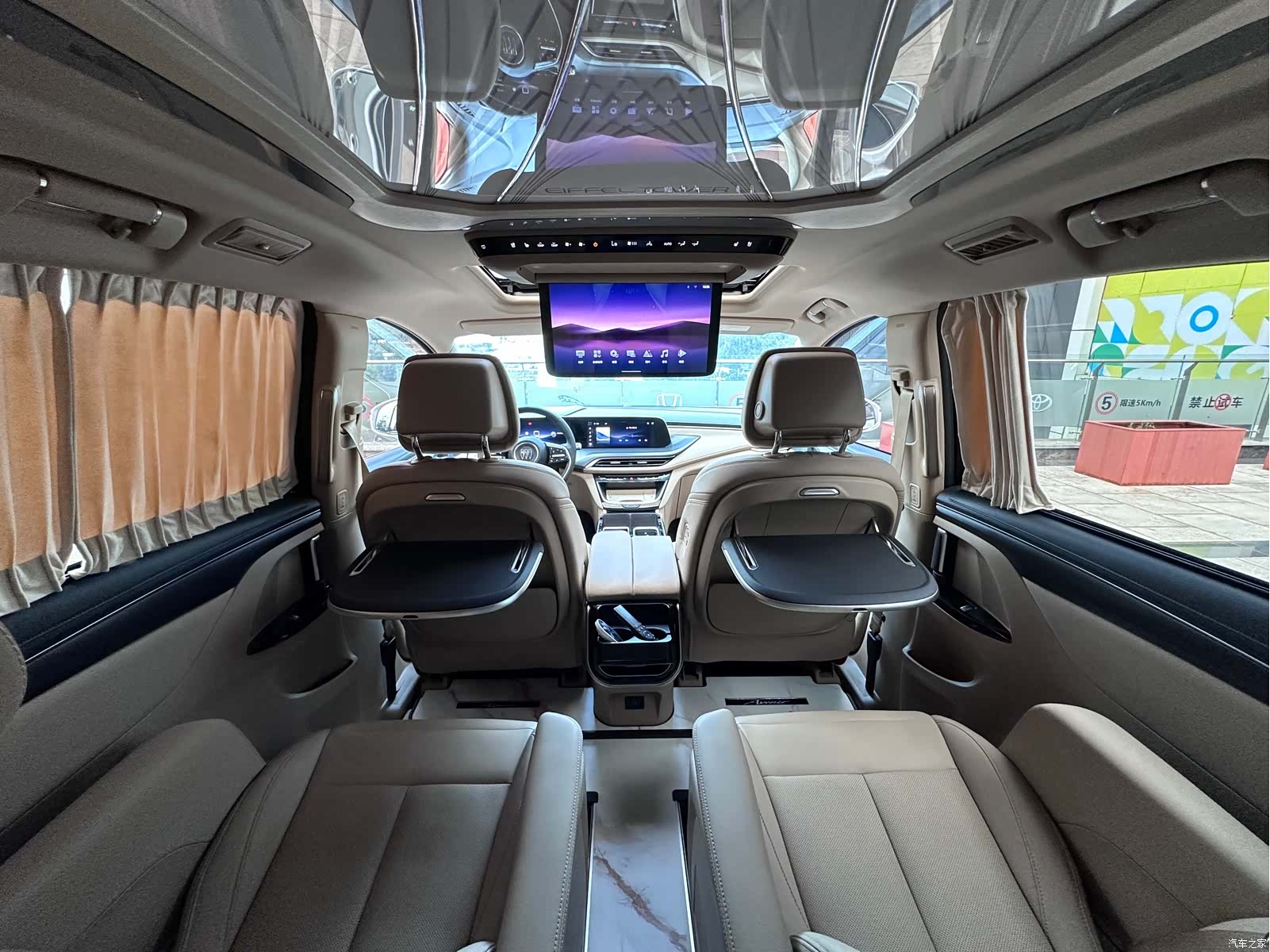 Buick GL8, 2025 13