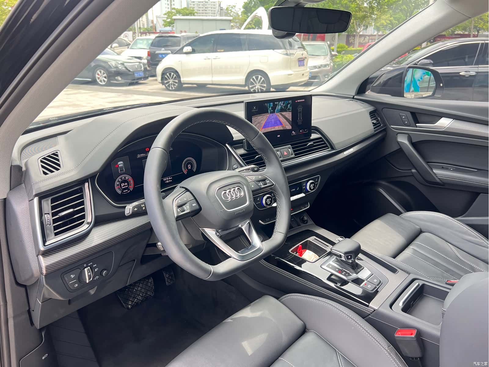 Audi Q5L, 2021 10