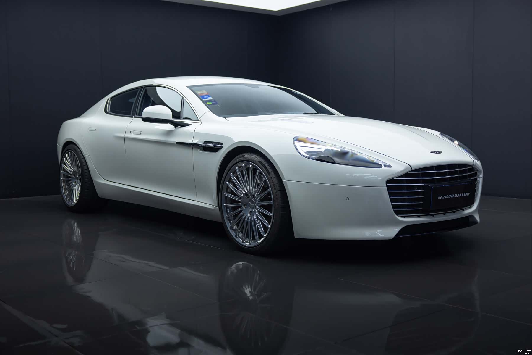 Aston Martin Rapide, 2017 3
