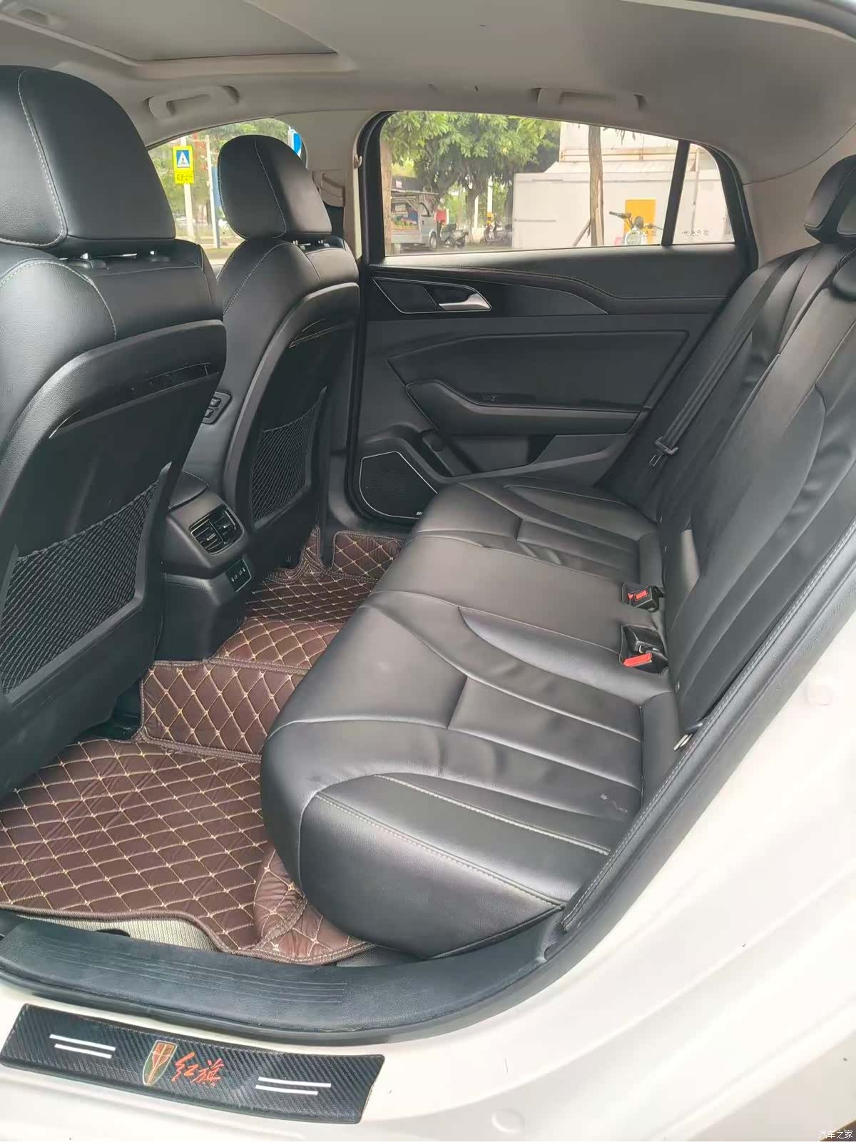 Hongqi H5, 2019 6