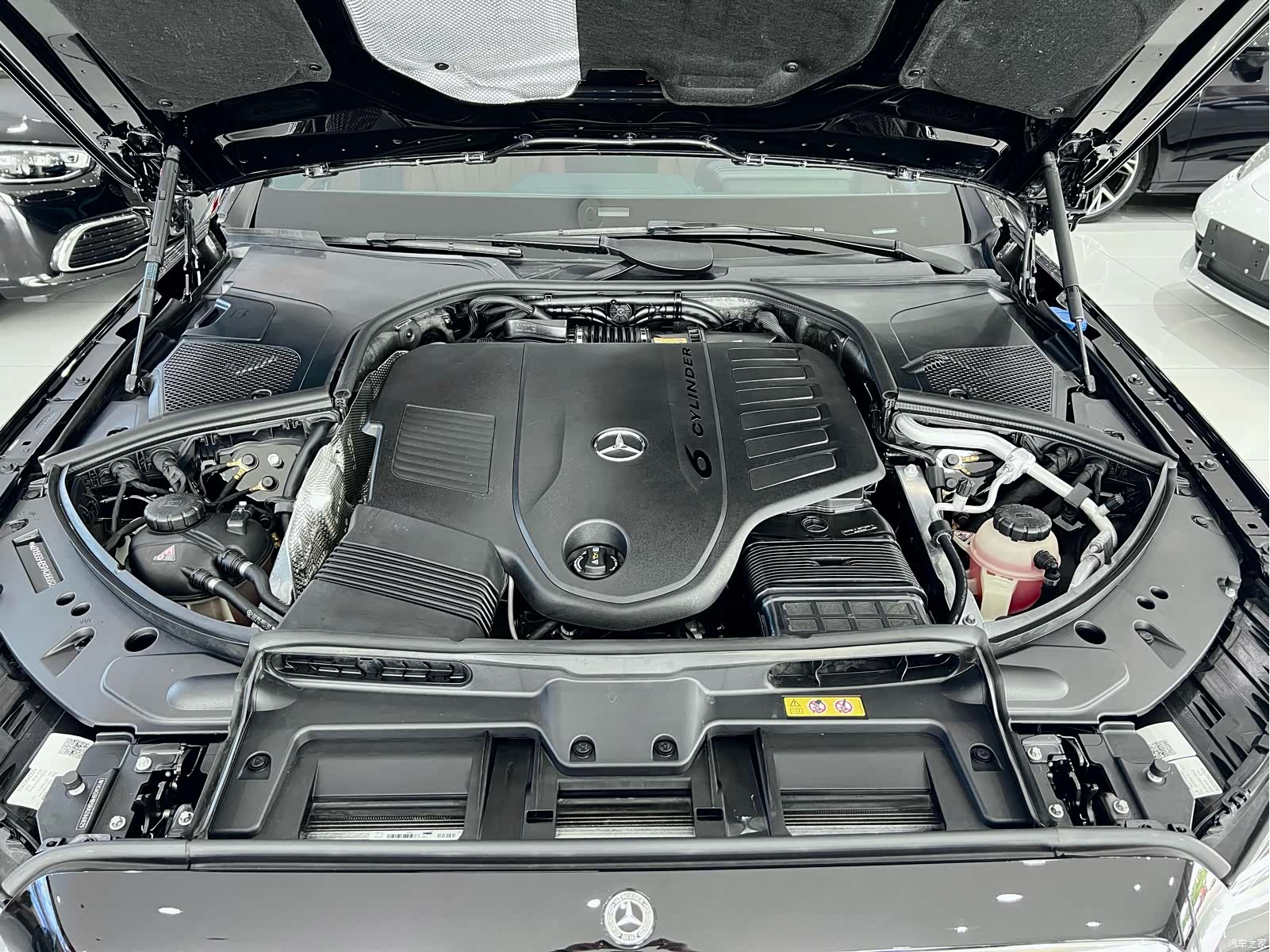 Mercedes-Benz S-Class, 2024 26
