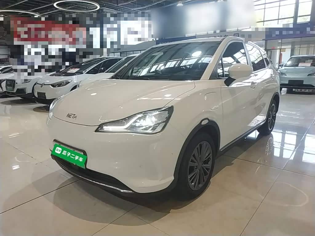 Neta V 2022 400