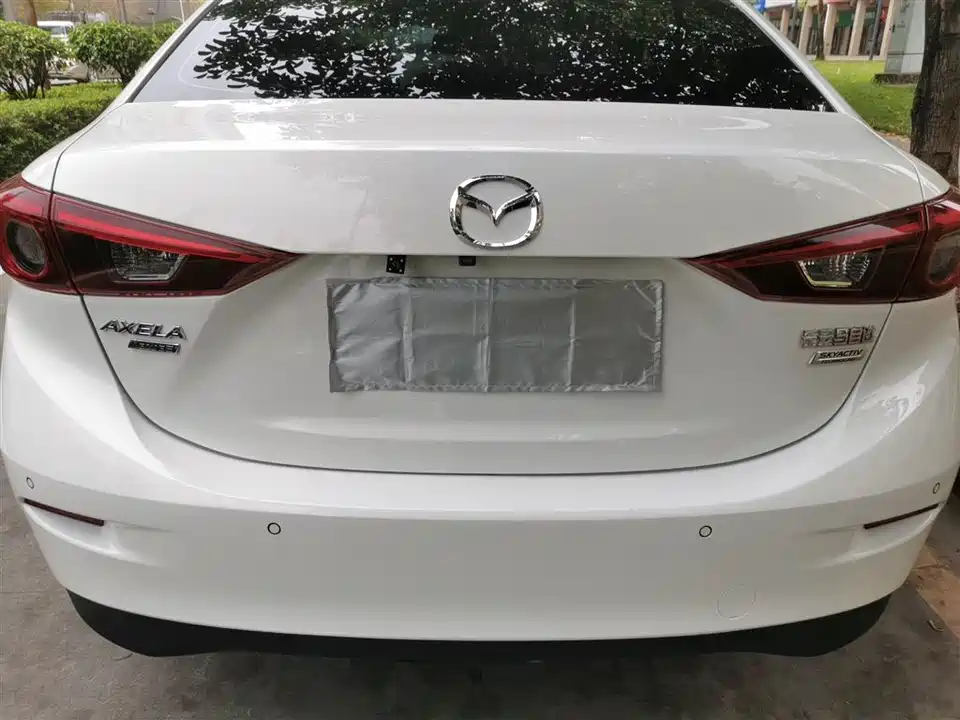 Mazda 3 Angkesaila