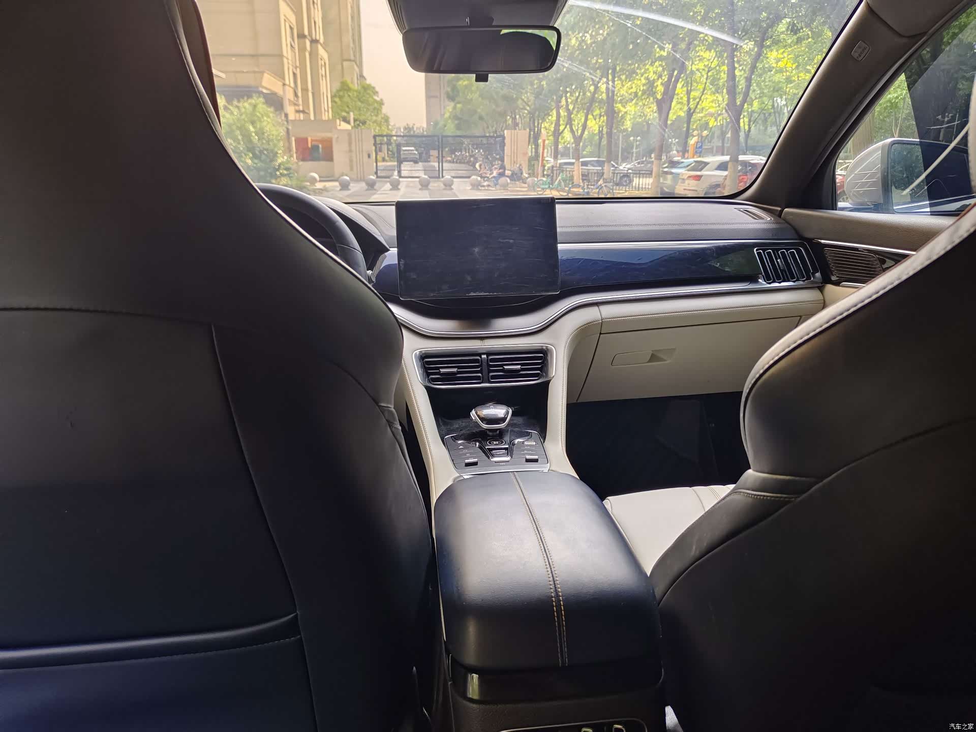 BYD Song, 2023 9