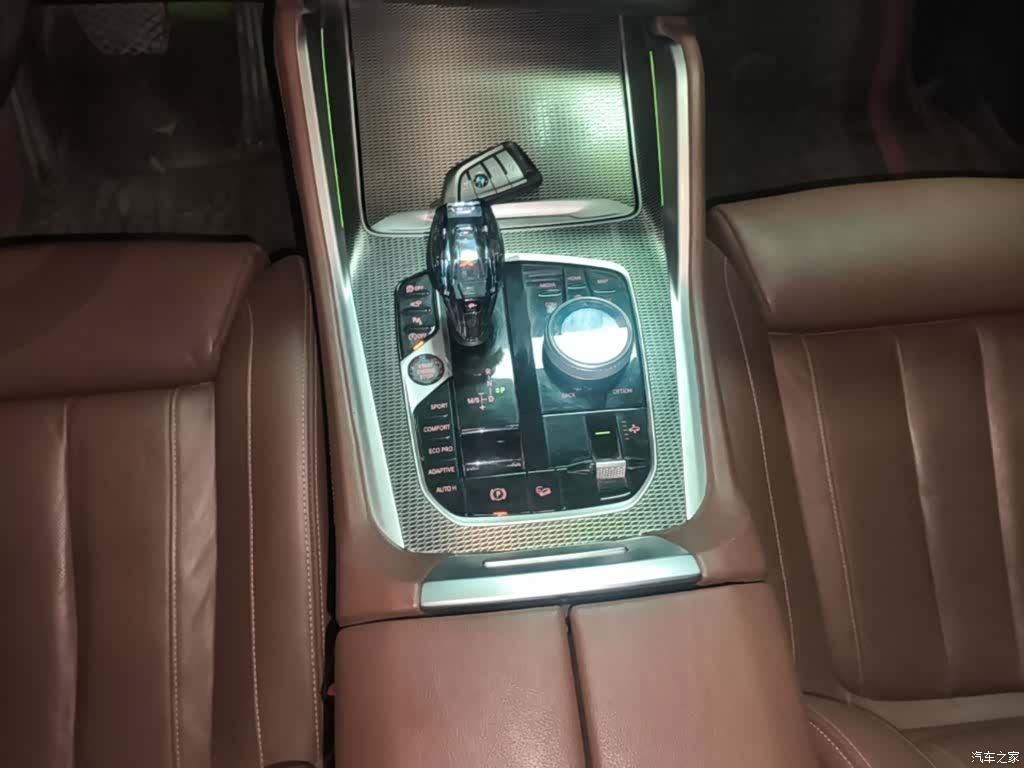 BMW X6, 2021 14