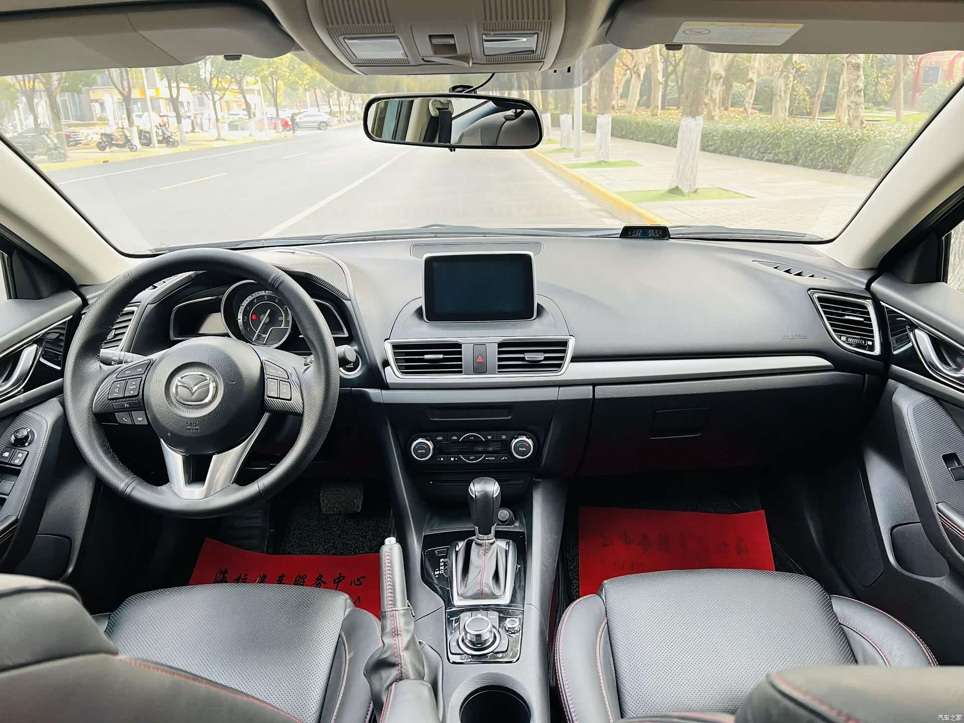 Mazda Mazda3, 2015 14