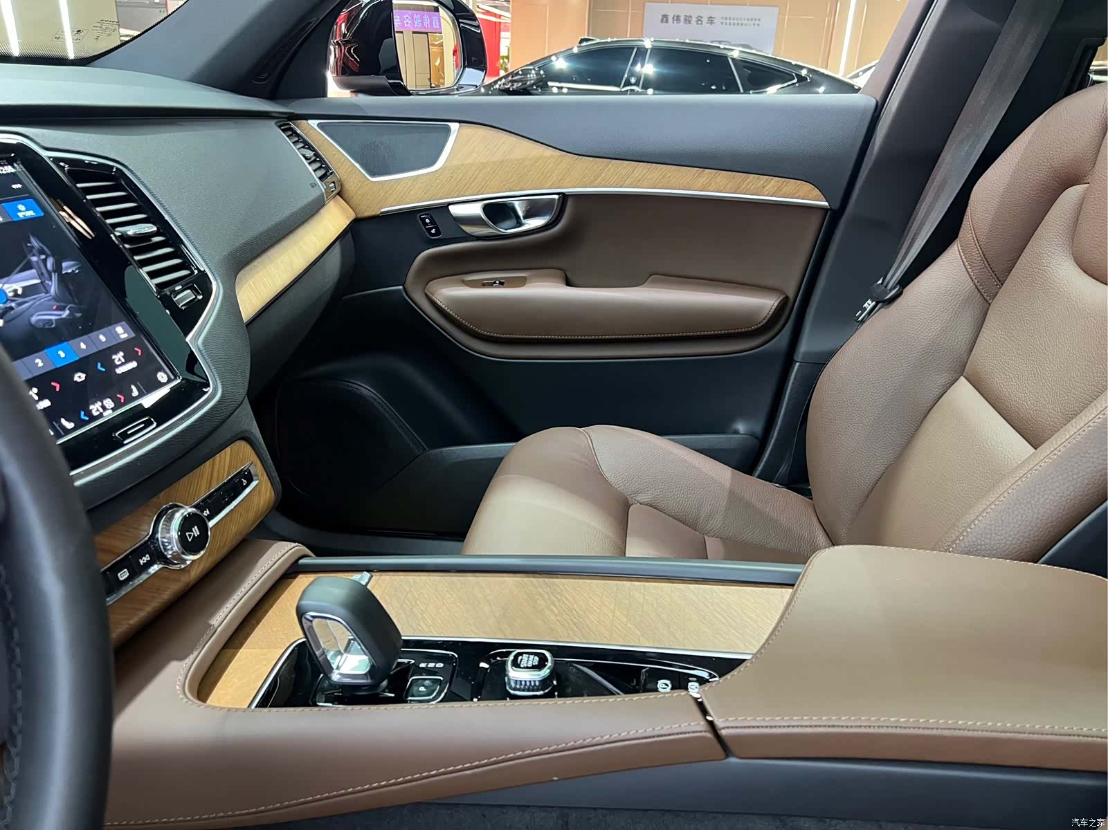 Volvo XC90, 2024 9