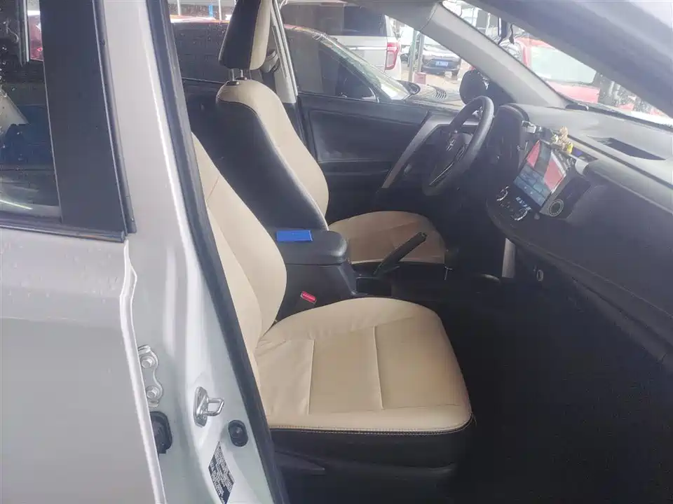 Toyota RAV4 Rongfang