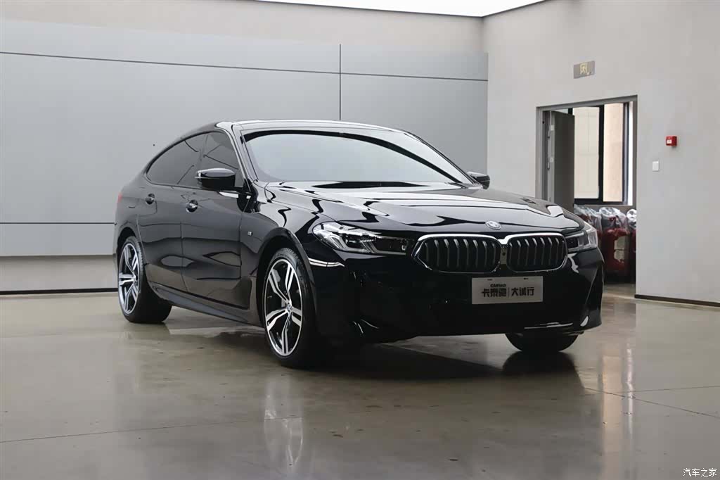 BMW 6 Series GT, 2024 31