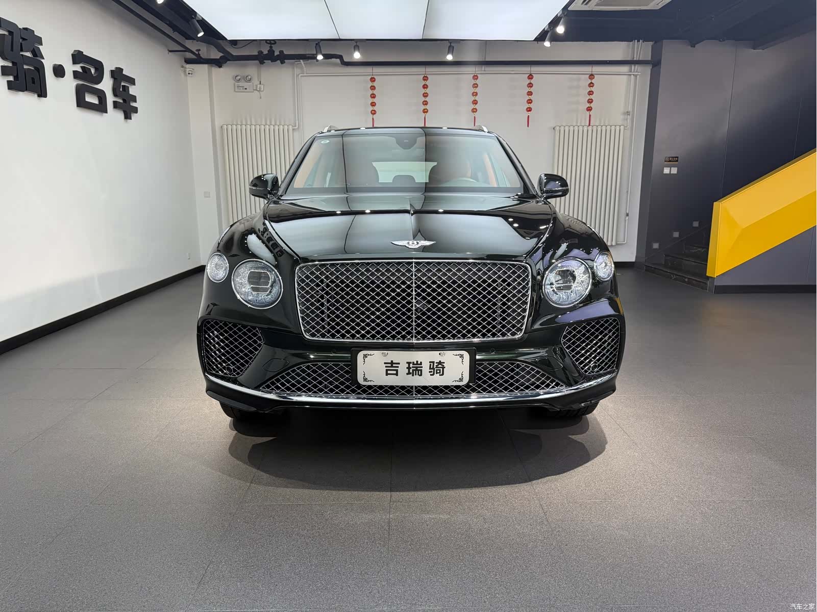 Bentley Bentayga, 2021 2