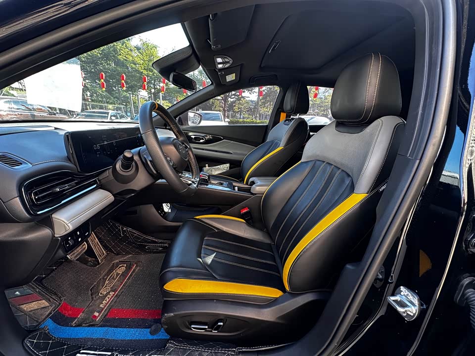 Trumpchi Shadow Leopard