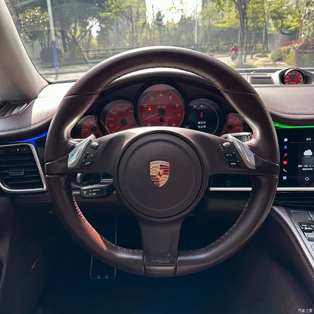Porsche Panamera, 2015 6