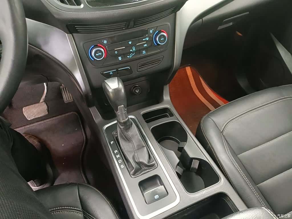 Ford Kuga, 2017 14