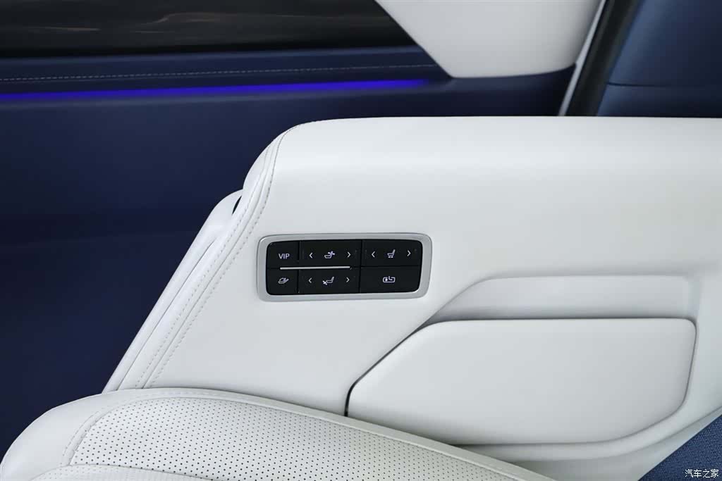 Buick Century, 2023 20