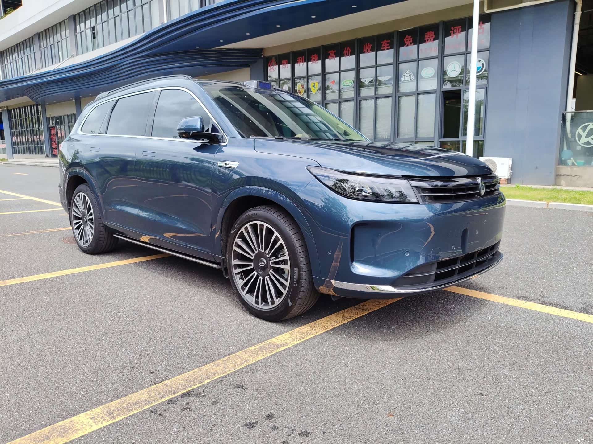 AITO M7, 2024 3