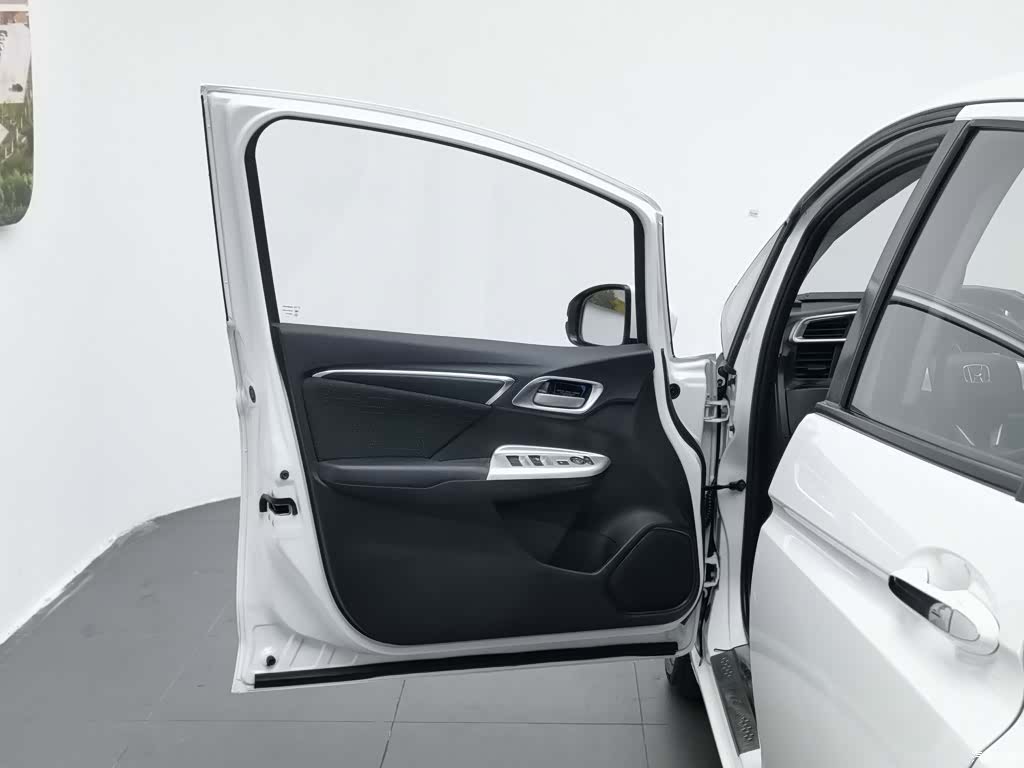 Honda Fit, 2017 8