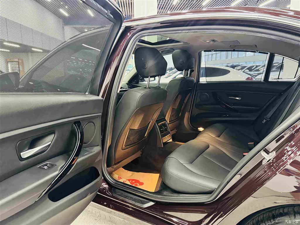 BMW 3 Series, 2017 19