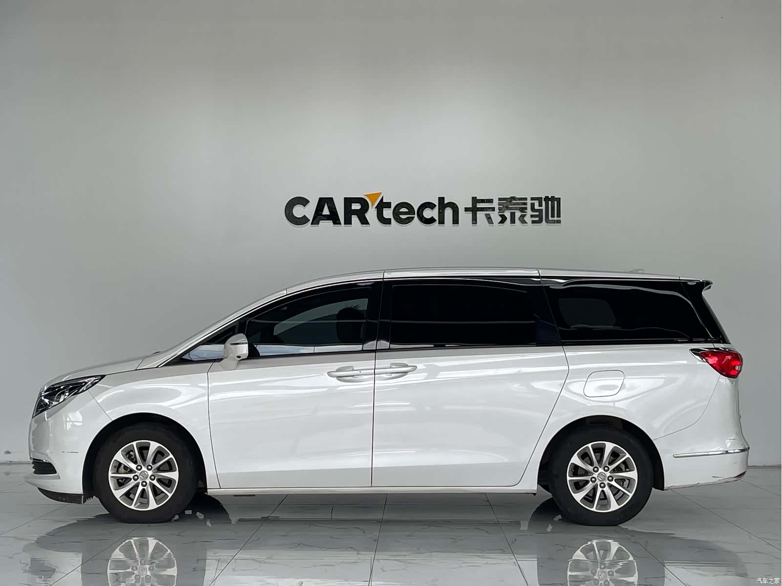 Buick GL8, 2019 8