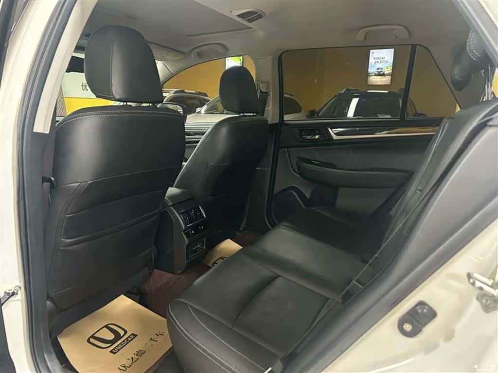 Subaru Outback, 2017 10