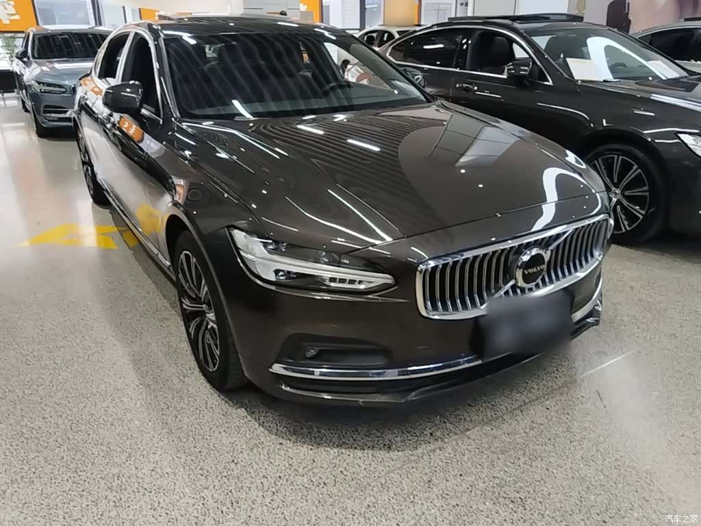 Volvo S90, 2021 4