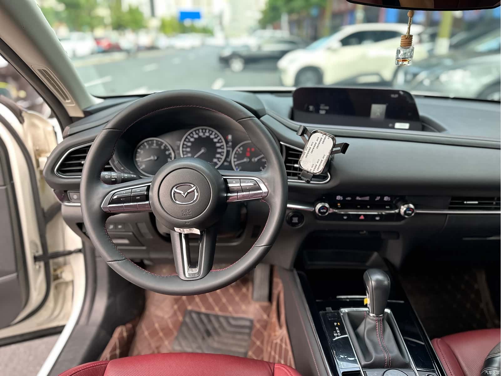 Mazda CX-30, 2024 7