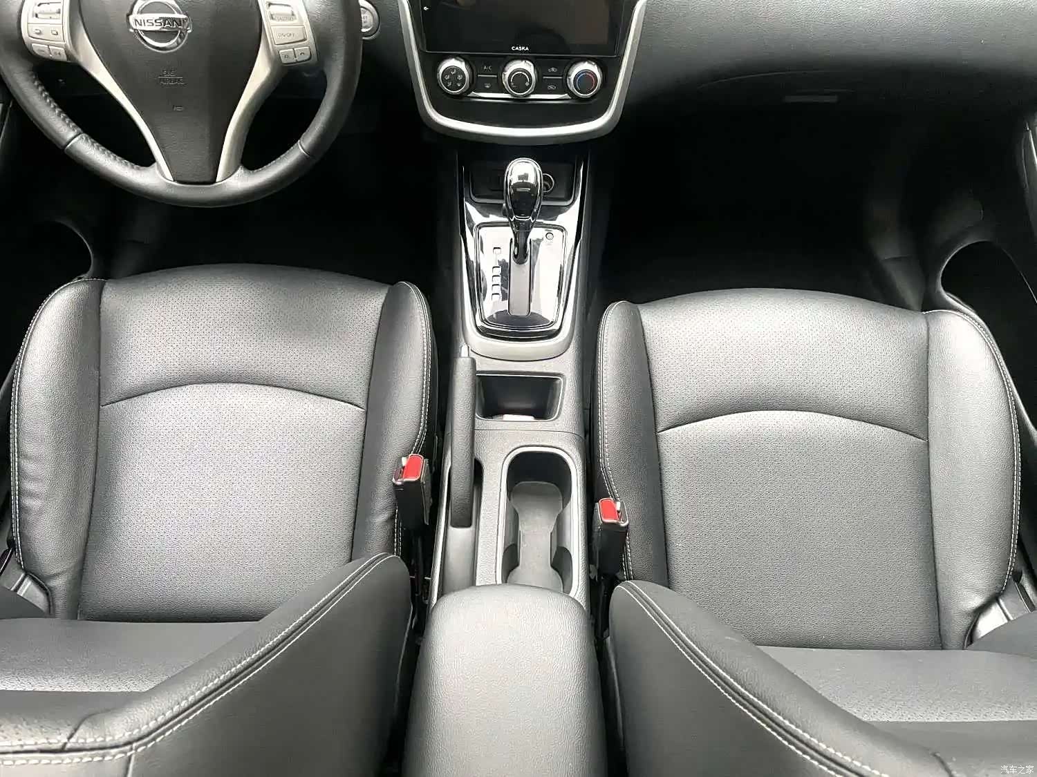 Nissan Tiida, 2022 13